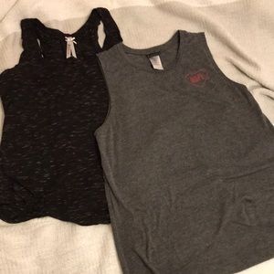 🎉Bundle of 2 Tanks 🎉FREE with $8 purchase🎉